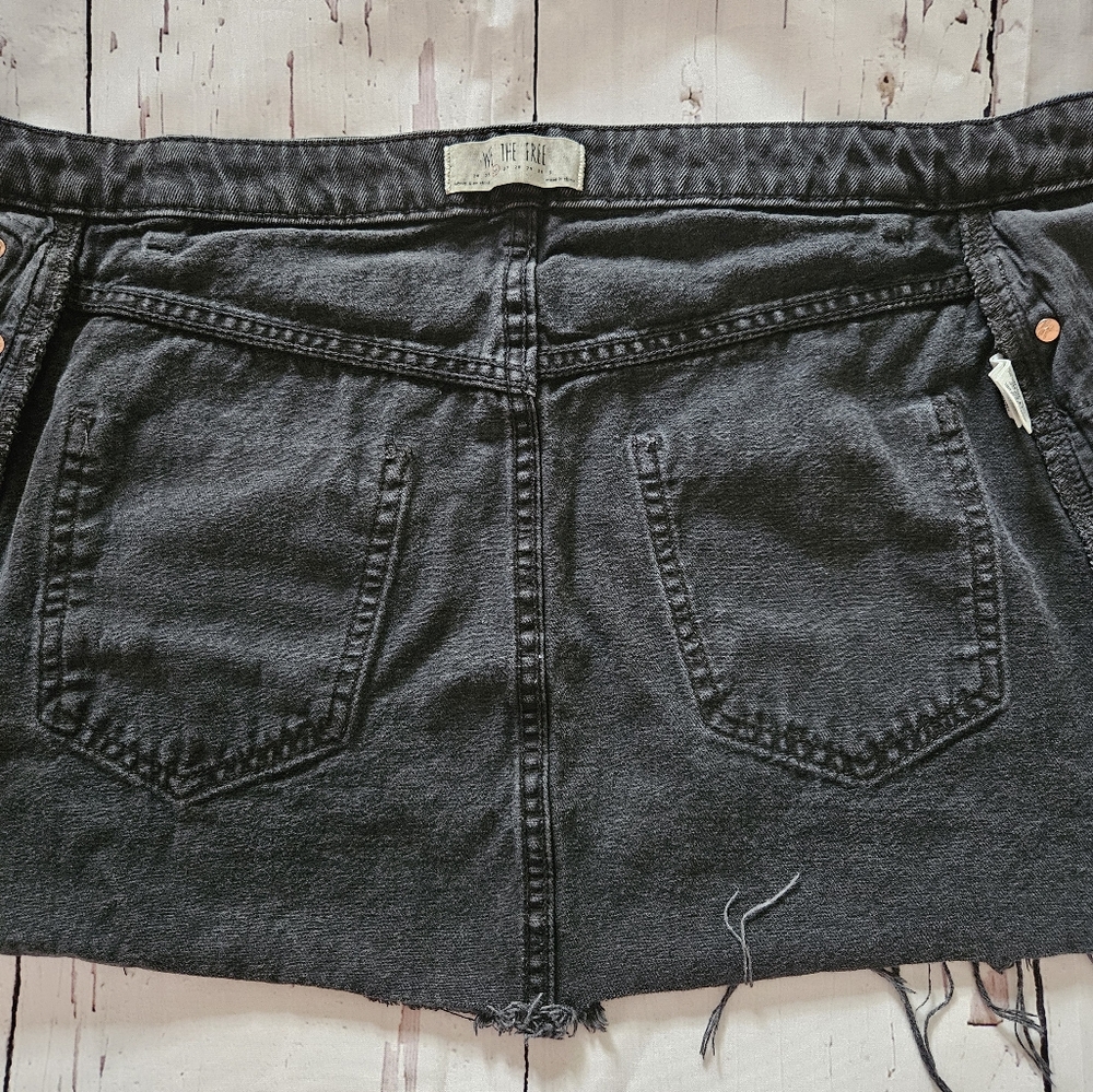 Free People We The Free Women's Black Denim Skirt Size 26 - Picture 5 of 6